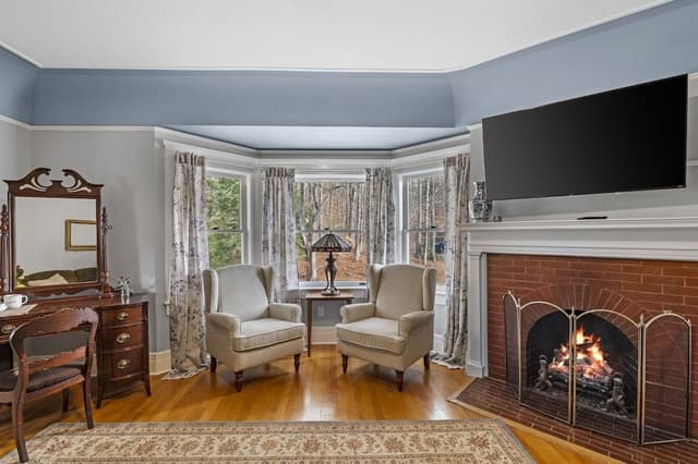 Mansion Suite (Room 2)