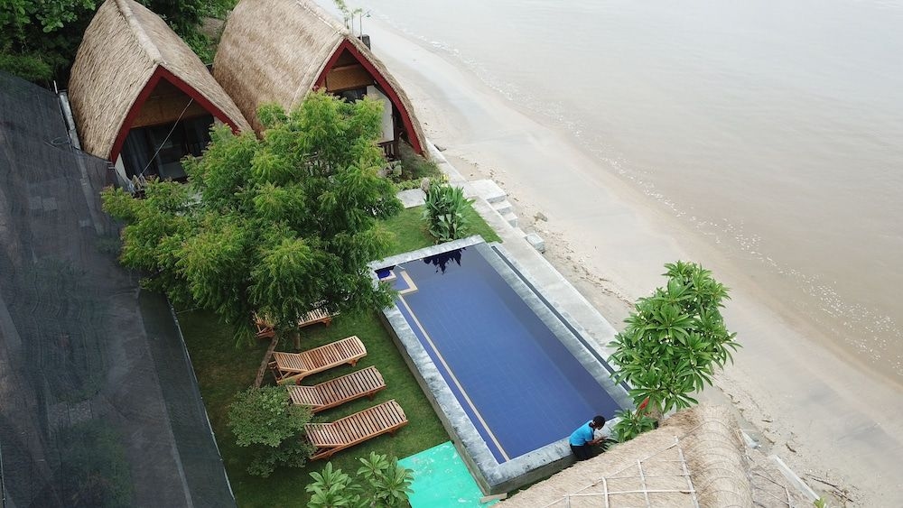 Krisna Bungalows and Restaurant1