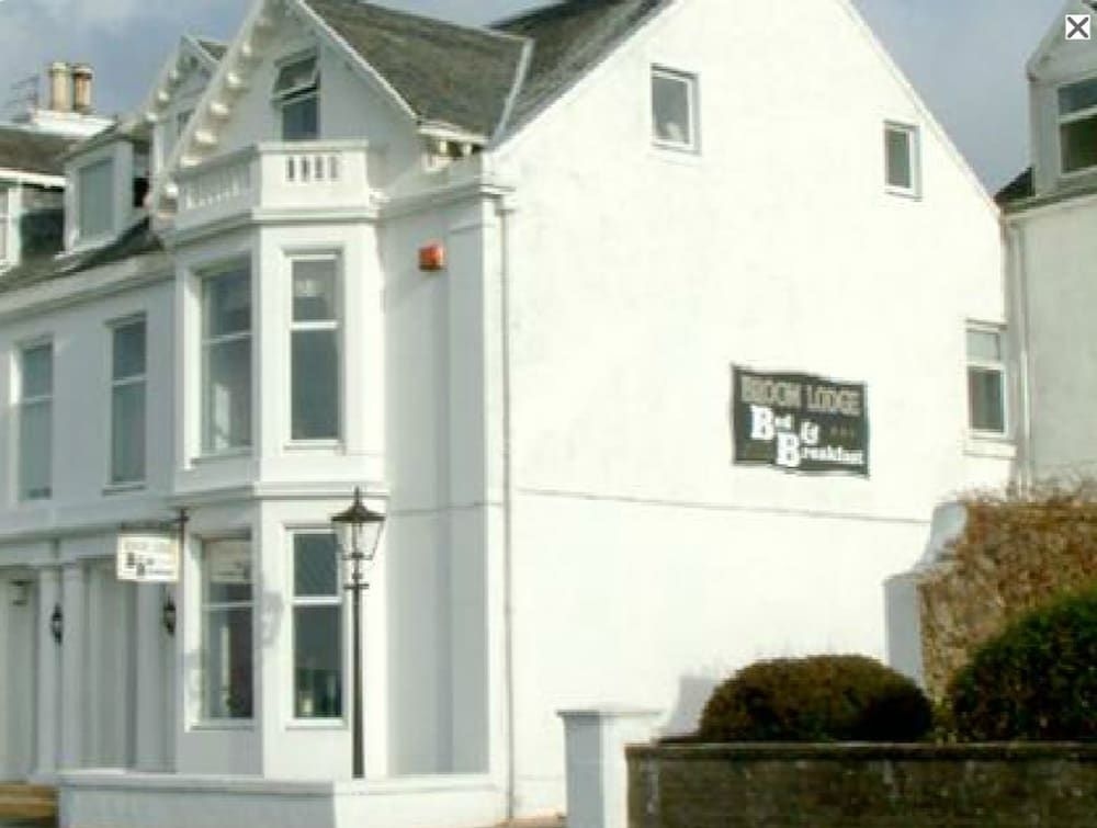 Broom Lodge1