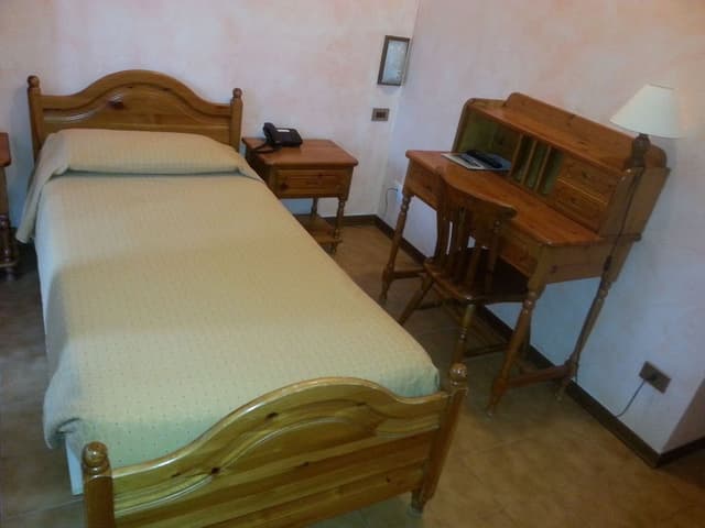 Single Room, Balcony