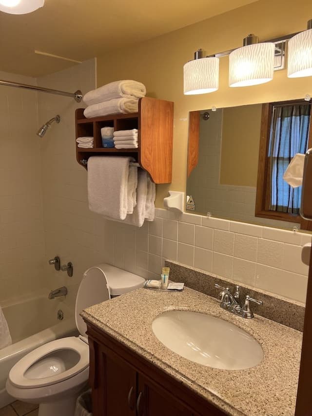 Standard Double Room, 2 Queen Beds
