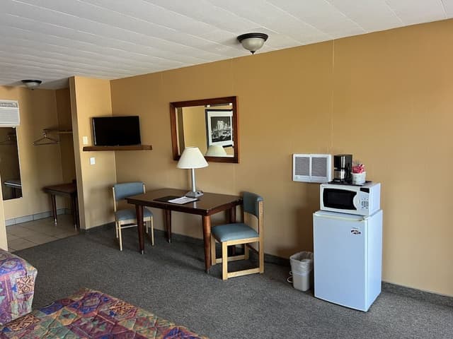 Standard Double Room, 2 Queen Beds
