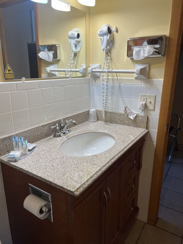 Standard Double Room, 2 Queen Beds