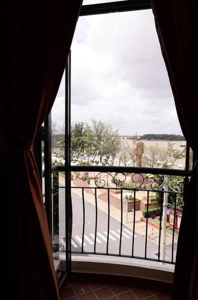 Corner Suite, Balcony, River View