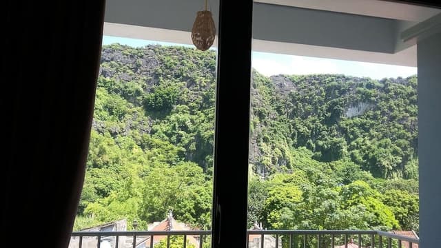 Double Room, Mountain View