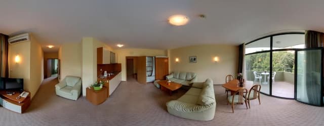 Suite with Balcony - Free Beach Package