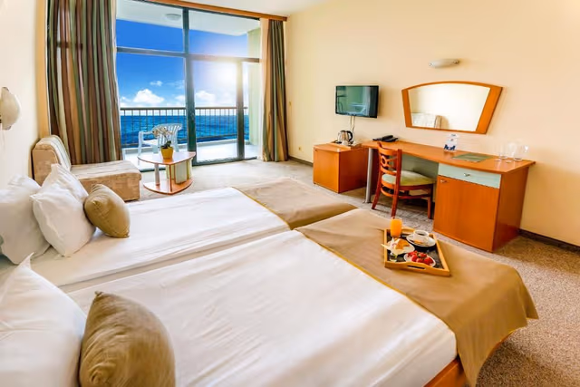 Twin Room with Balcony and Sea View - Free Beach Package