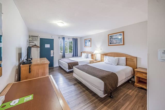 Standard Room, 2 Queen Beds, Kitchenette (Deluxe)