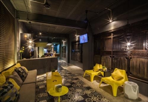 Fulfill Phuket Hostel2