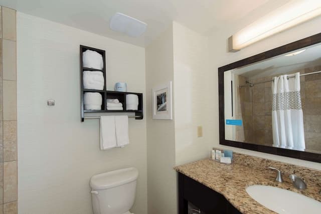 Room, 2 Queen Beds, Accessible, Non Smoking
