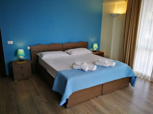 Double or Twin Room, Ensuite, City View (Arianna)
