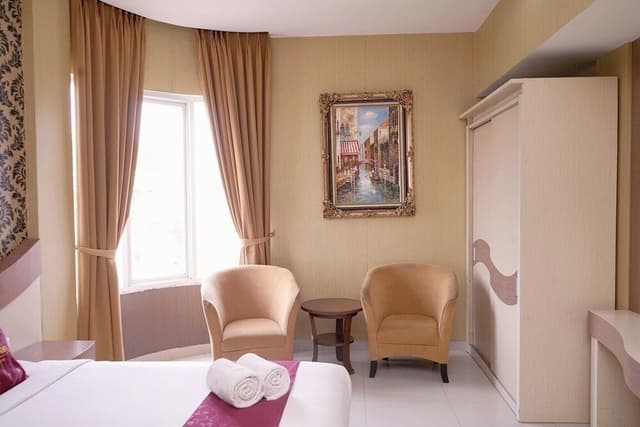 Executive Room