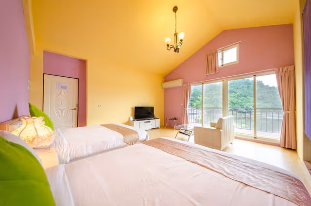 Comfort House, 4 Bedrooms, Balcony, Mountain View
