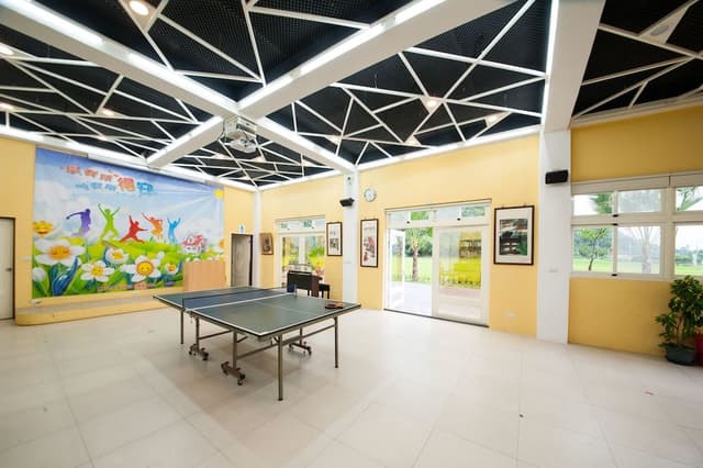 Comfort House, 4 Bedrooms, Balcony, Mountain View