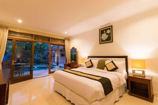 Standard Villa