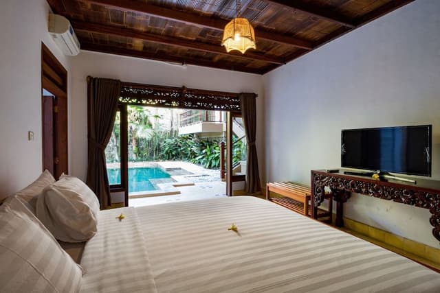 Luxury Villa