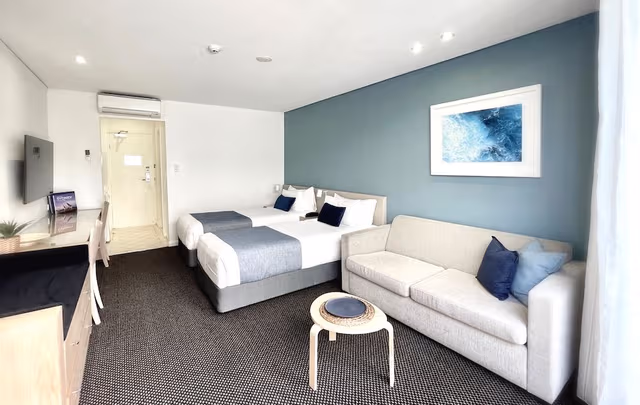 Deluxe Studio with Courtyard