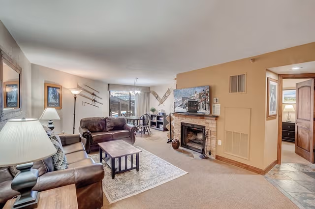 1-Bedroom Condominium - King