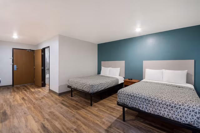 Standard Room, 2 Double Beds, Non Smoking