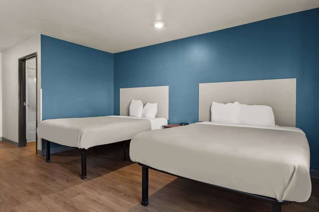 Suite, 2 Queen Beds, Accessible, Non Smoking (Efficiency)