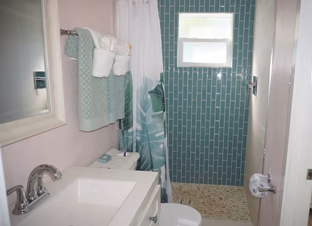Queen Gardenview Efficiency