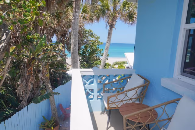 King Waterview with Private Balcony, No Pets Allowed
