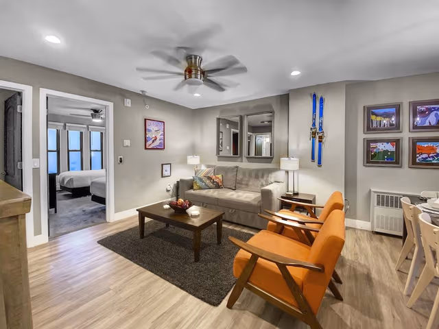 Condo, 2 Bedrooms