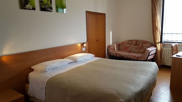 Standard Double or Twin Room, Lake View