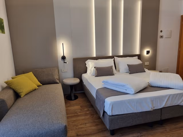 Deluxe Double or Twin Room, 1 Bedroom, Terrace, Lake View