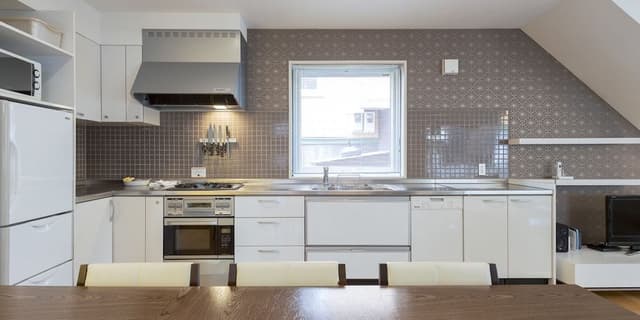 Villa (8 person)