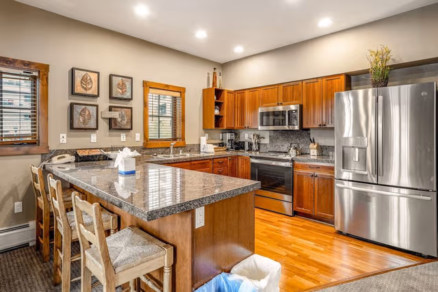 Condo, 4 Bedrooms