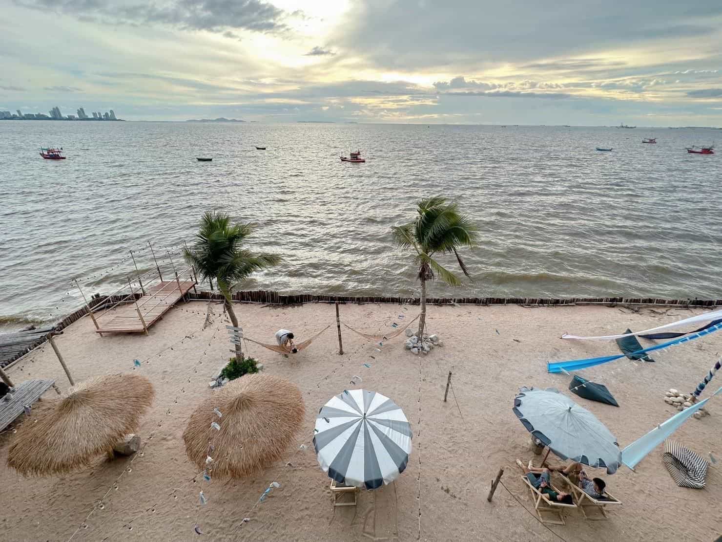 Golden Dragon Beach Resort Golden Dragon Beach Resort