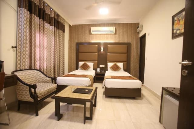Superior King Room