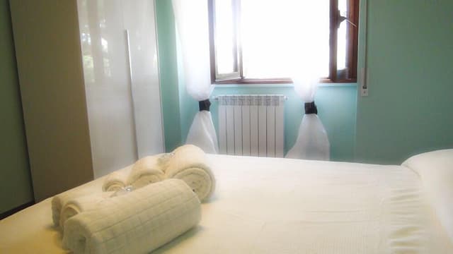 Double Room, 1 Bedroom, Shared Bathroom