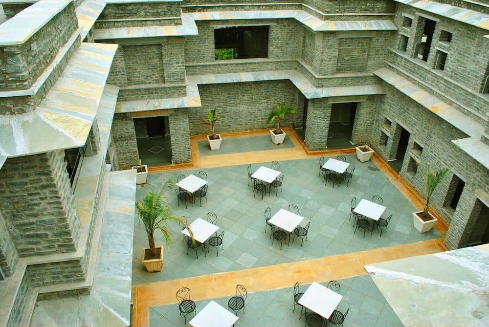King's Abode (80 Kms from Udaipur) King's Abode (80 Kms from Udaipur)