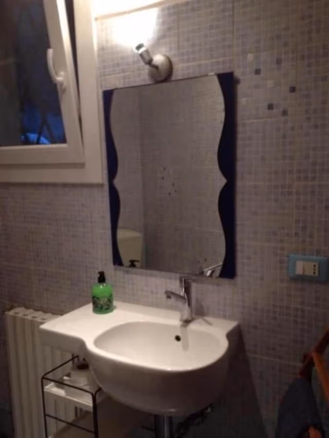 Basic Double Room, Shared Bathroom