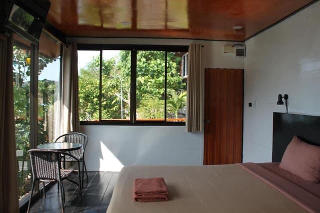 Seafront Deluxe Bungalow, Sweet
