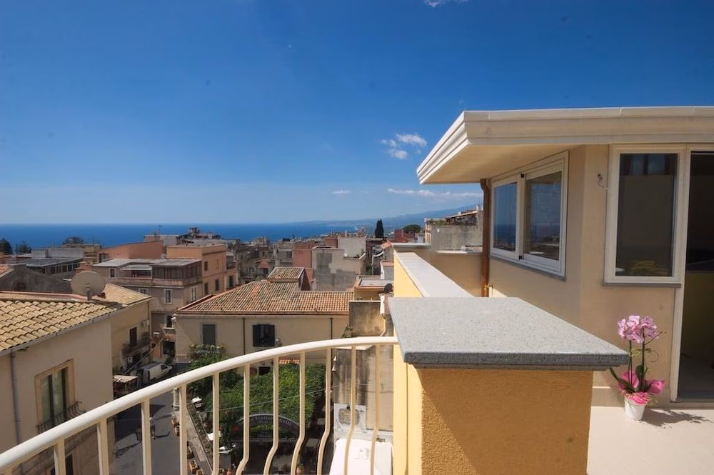 Casa Turrisi0