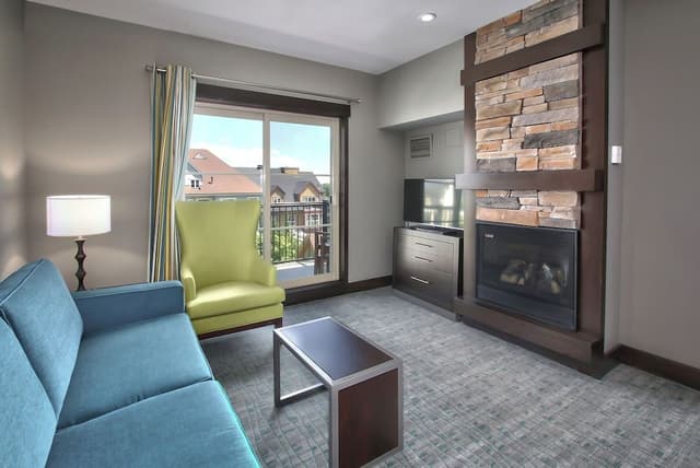Mosaic Two Bedroom Suite