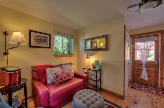 The Garden Cottage, 1 Double Bed with Sofa bed (Garden, Pet Friendly)