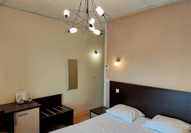 Standard Double Room, Ensuite, River View (CHAMBRE DOUBLE)