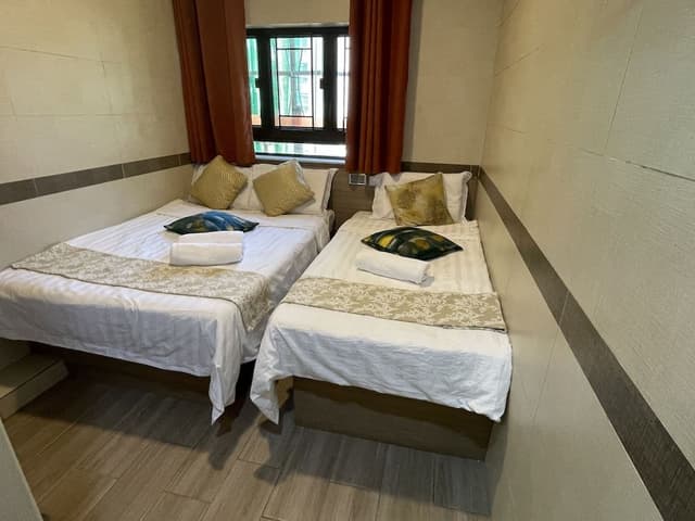 Triple Room