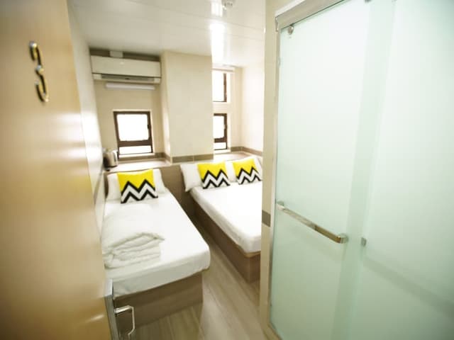 Triple Room