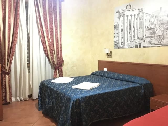 Standard Triple Room, Private Bathroom