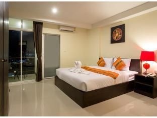 โรงแรมดิ เอลเลแกนซ์ ป่าตอง (The Elegant Patong Hotel)4