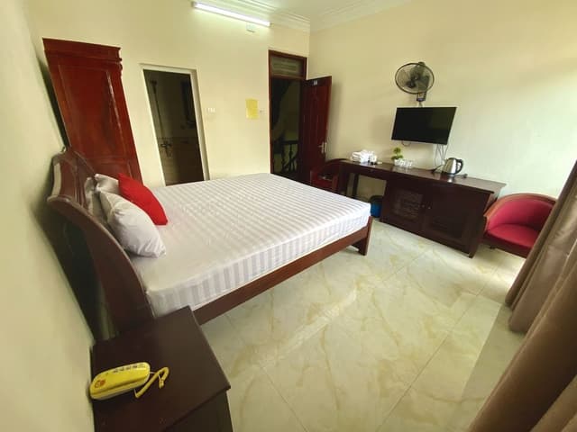 Deluxe Double or Twin Room