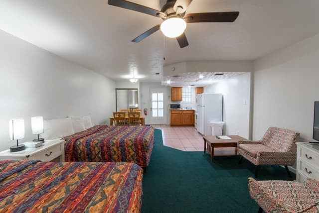 Family Studio Suite, Patio