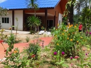 Rock Villa1