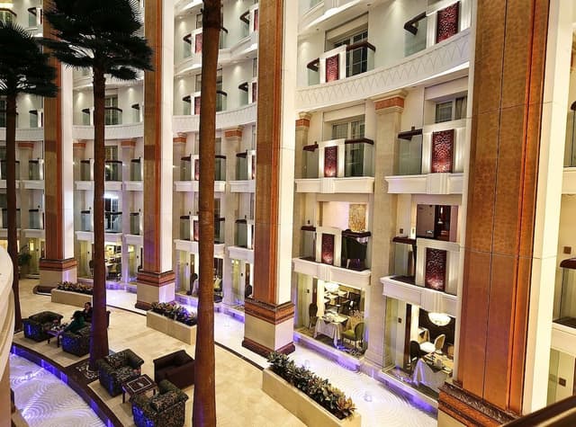 Deluxe Suite