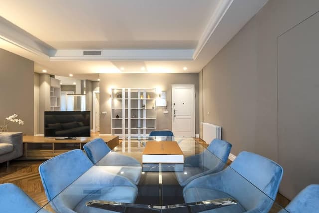 Exclusive Apartment, 3 Bedrooms (Via Sforza 5)